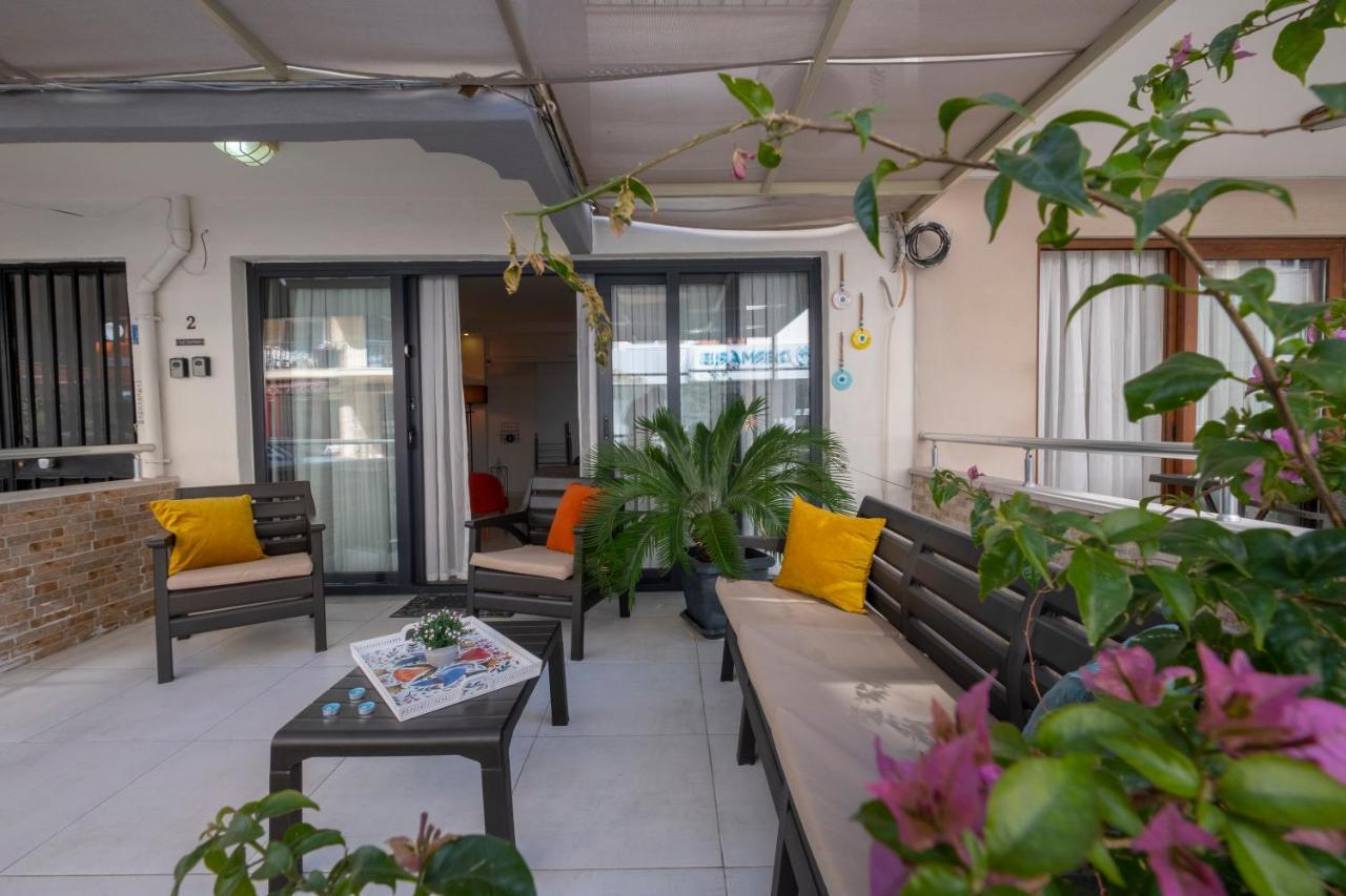Ezgi'S Apartment With Terrace In Marmaris Exterior photo