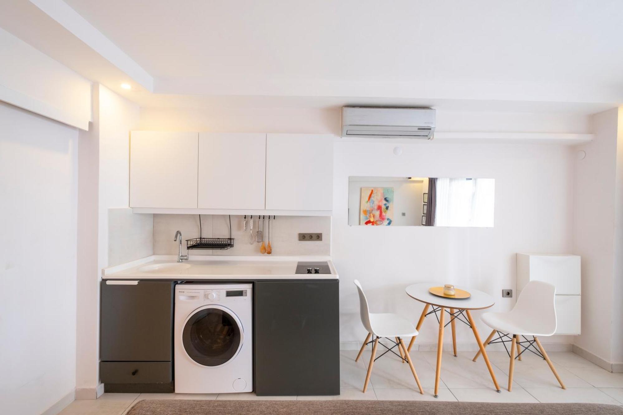 Ezgi'S Apartment With Terrace In Marmaris Exterior photo